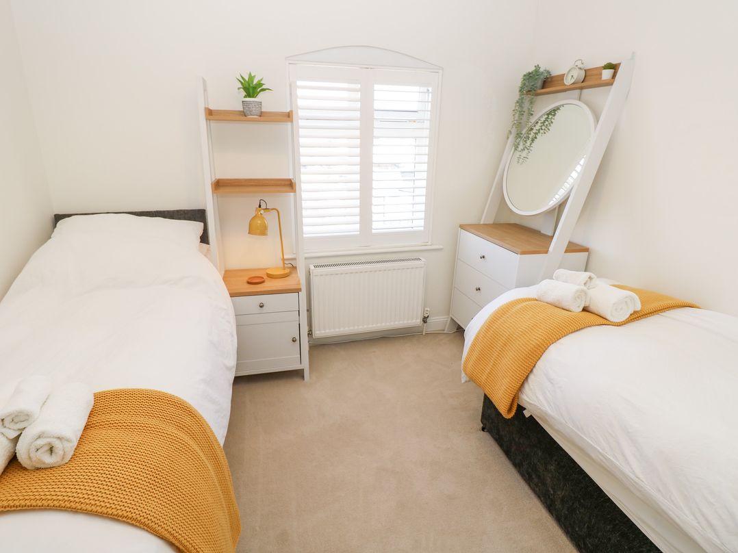 3 West Quay Mews