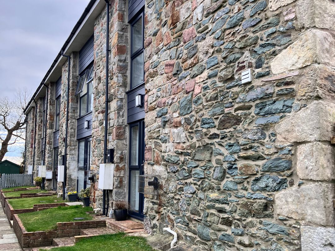 5 Stad Clynnog