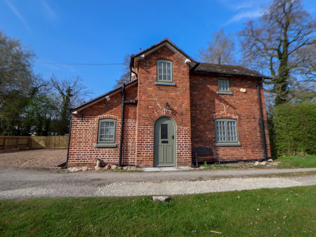 Canal Basin Cottage