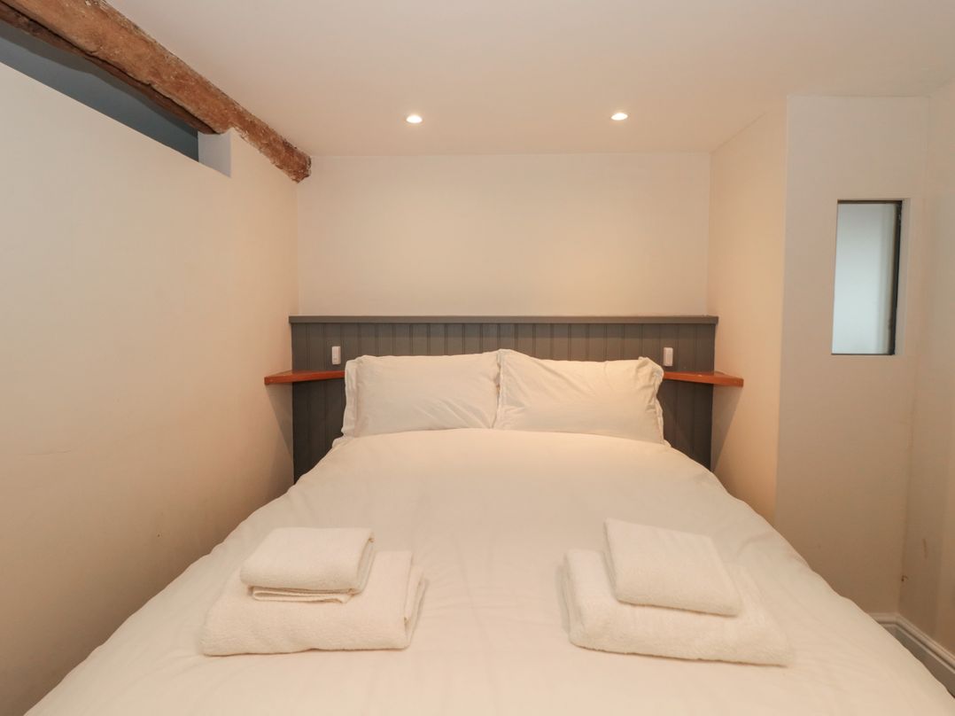 Suite 1