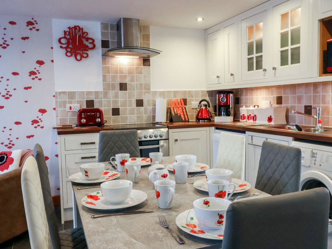 Poppy Cottage