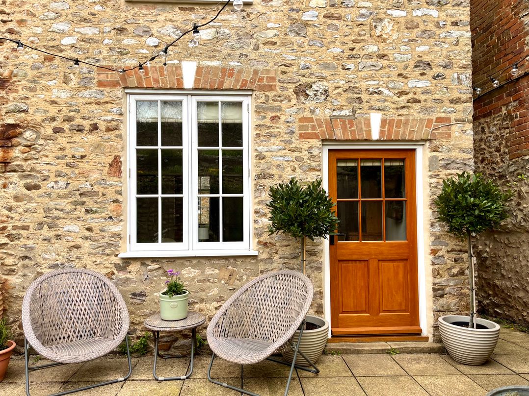 2 Myrtle Cottages