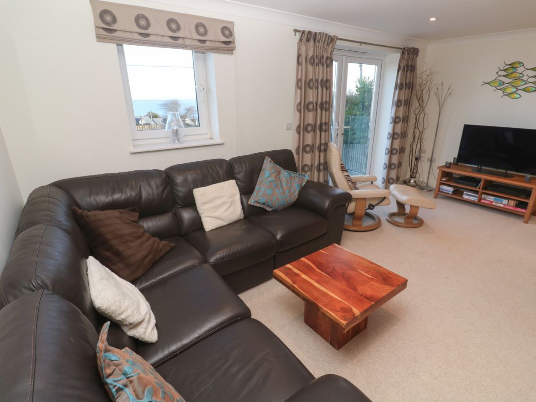 Flat 2, Godrevy View
