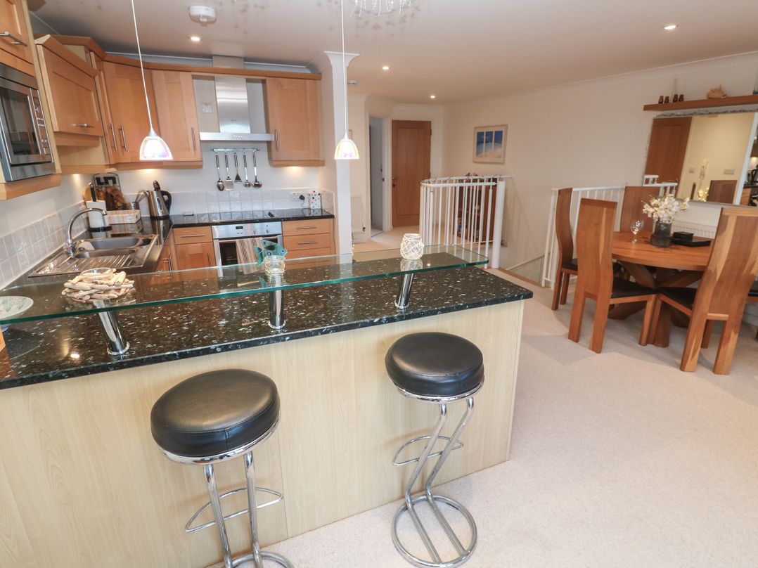 Flat 2, Godrevy View