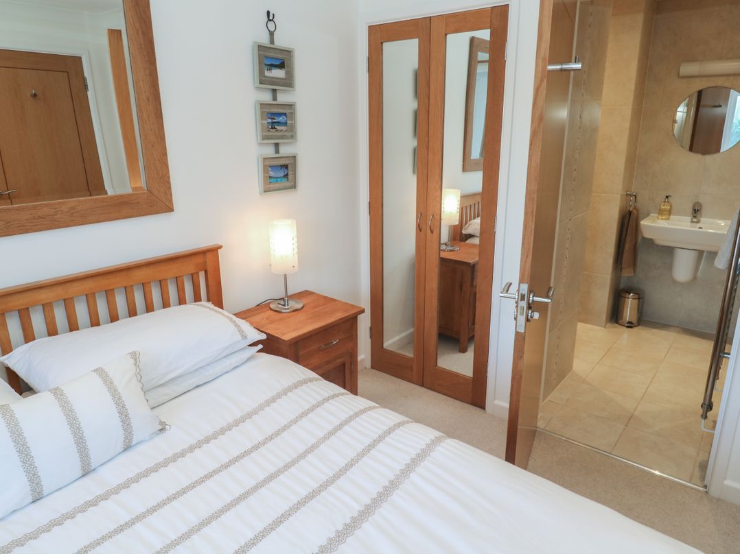 Flat 2, Godrevy View