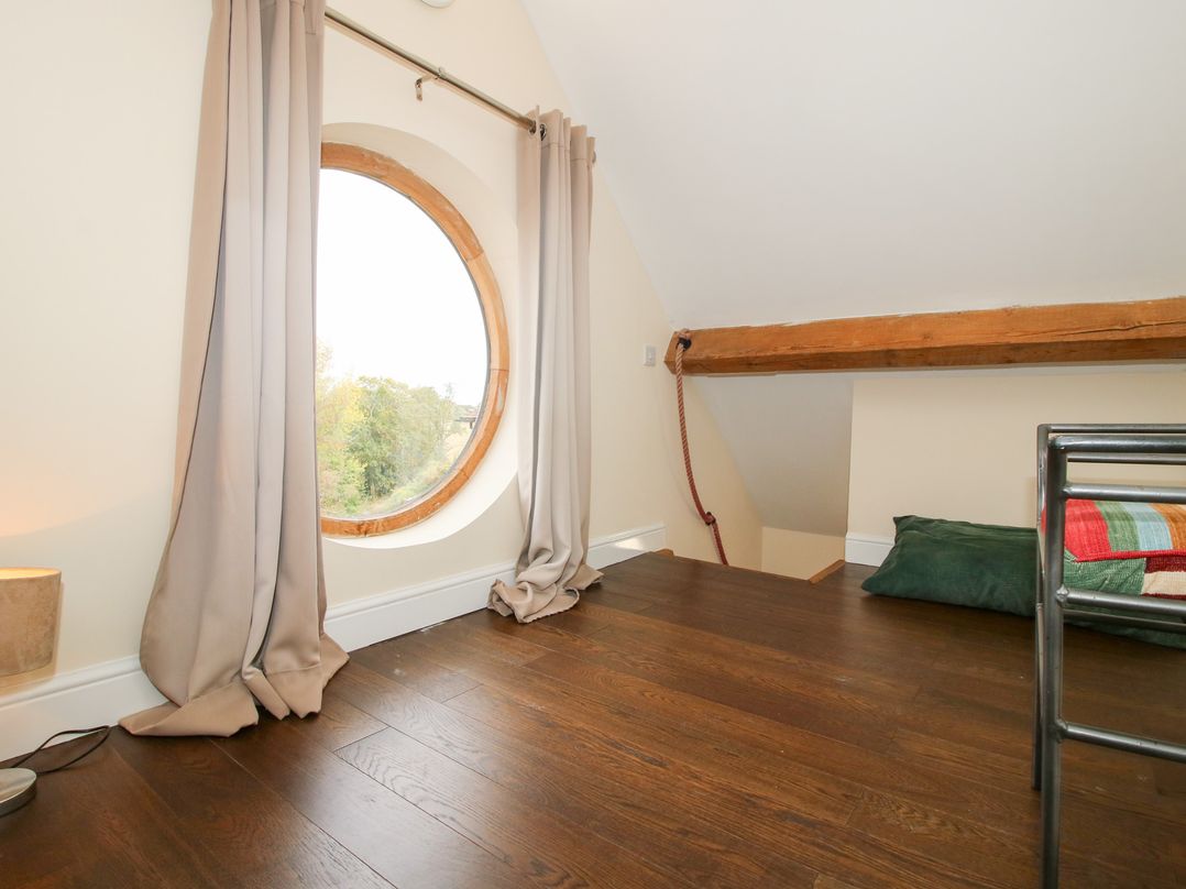 Millstone Cottages - Breidden View