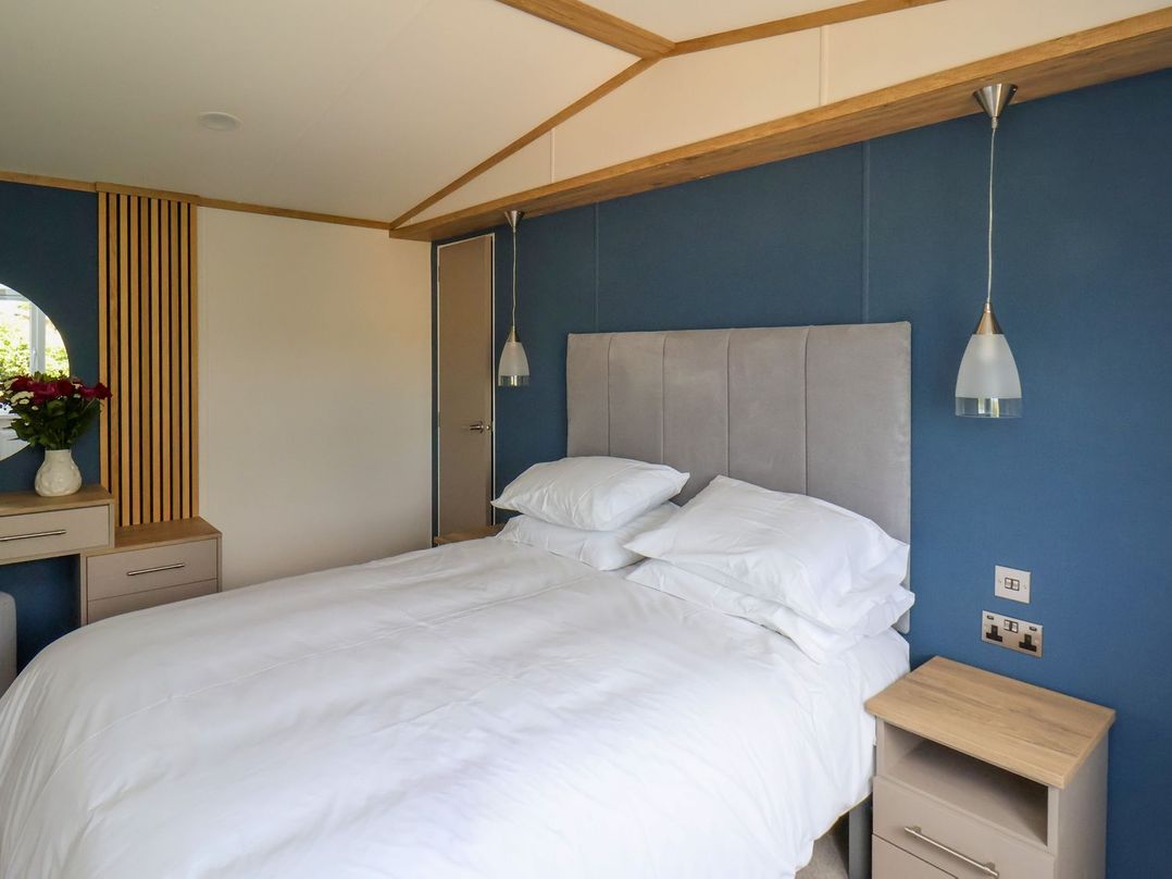 Maple Lodge