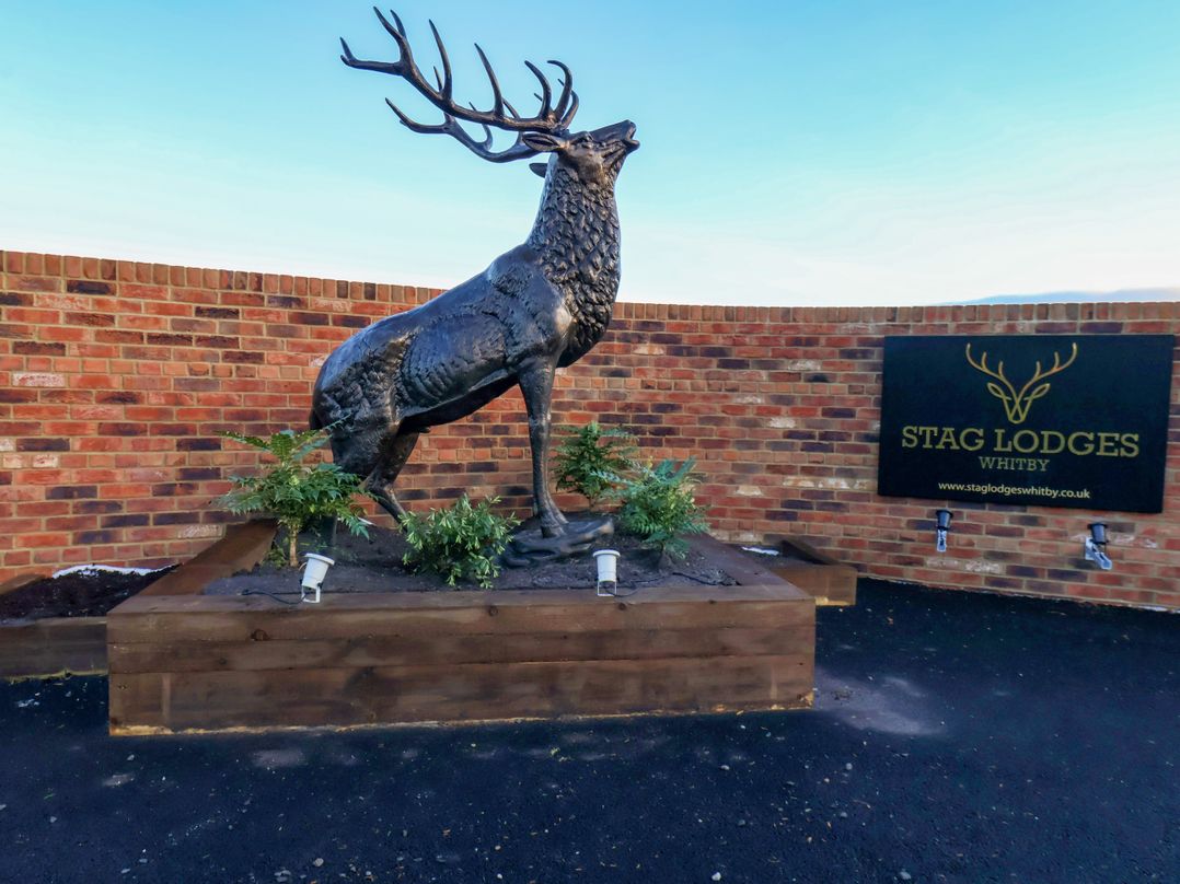 Holly Lodge