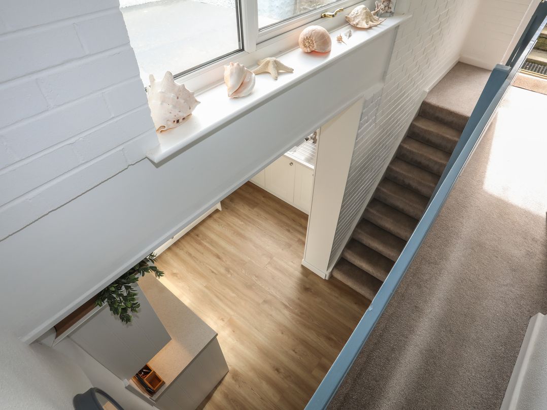 5 Sea View Street
