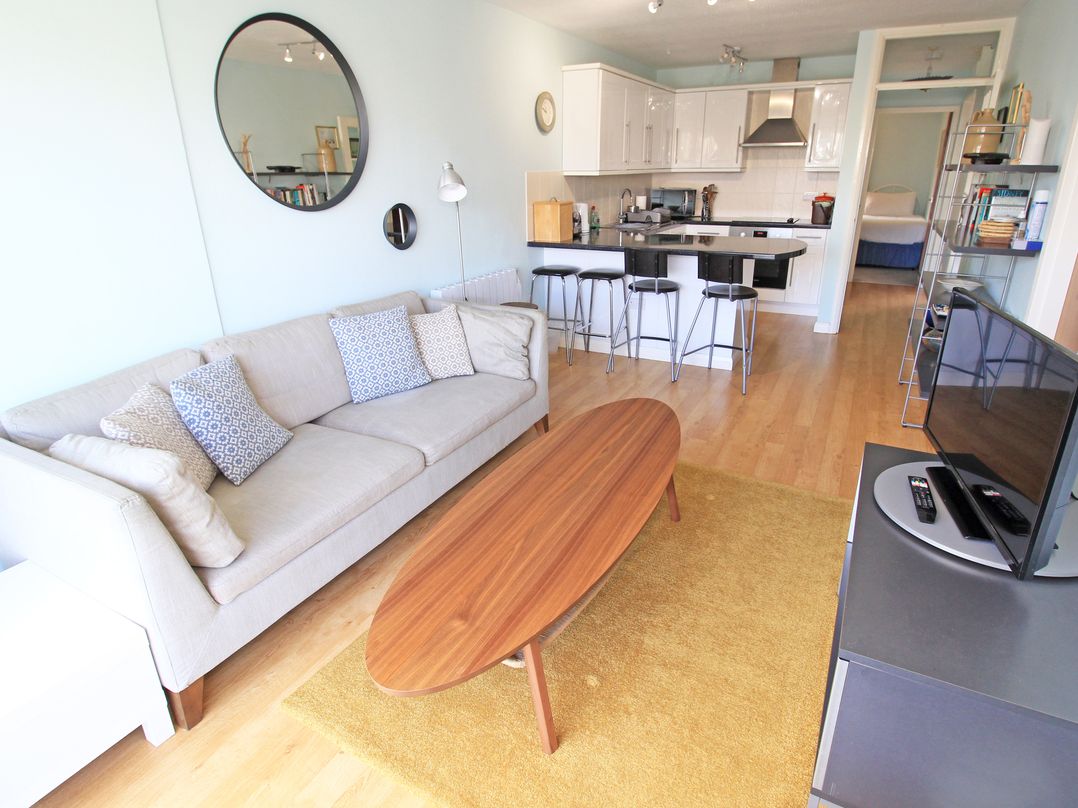 1 Oakley Wharf