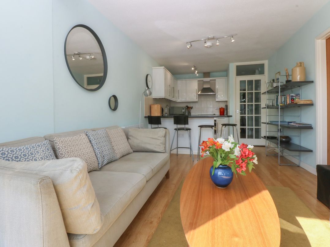 1 Oakley Wharf
