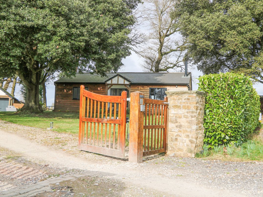 Holm Oaks Cottage