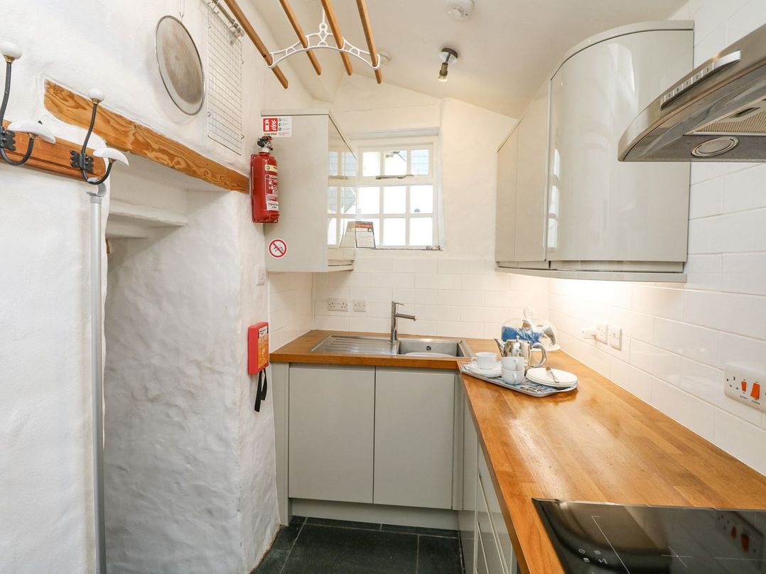 2 Rose Cottage