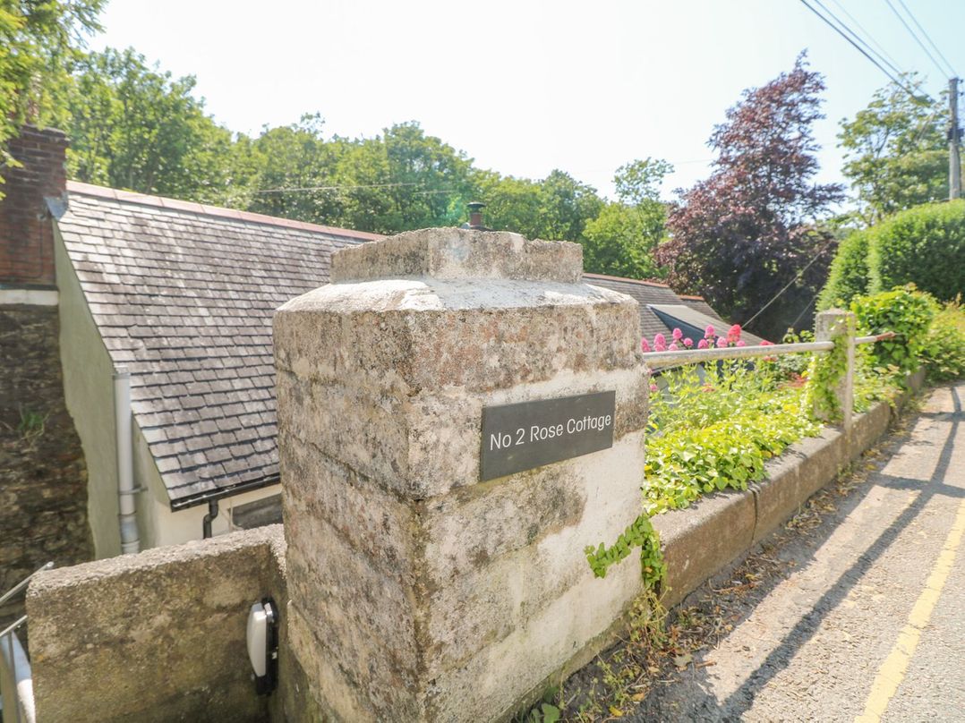 2 Rose Cottage
