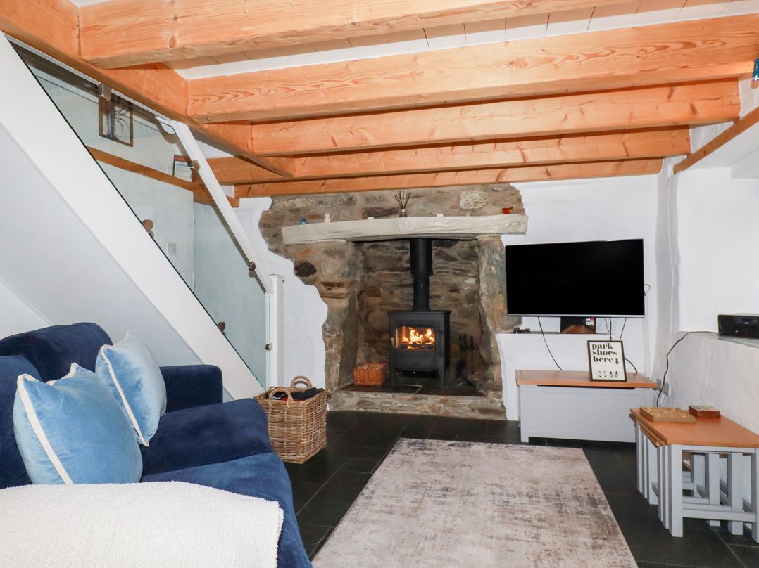 2 Rose Cottage