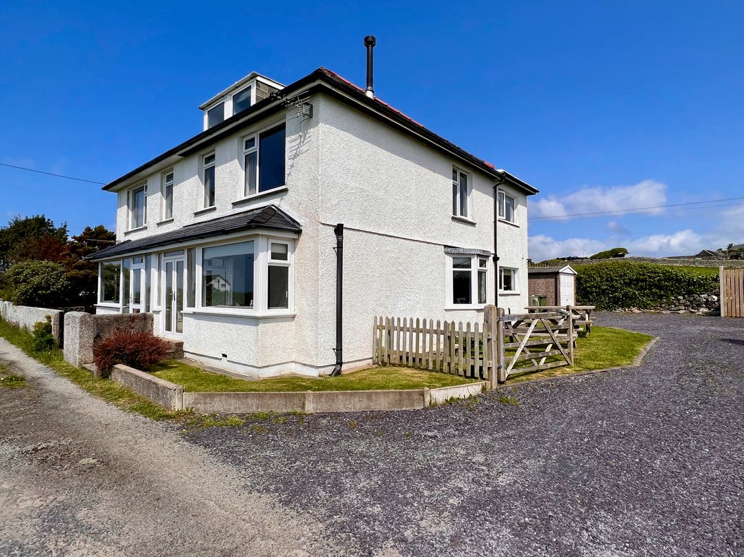 Glynmor