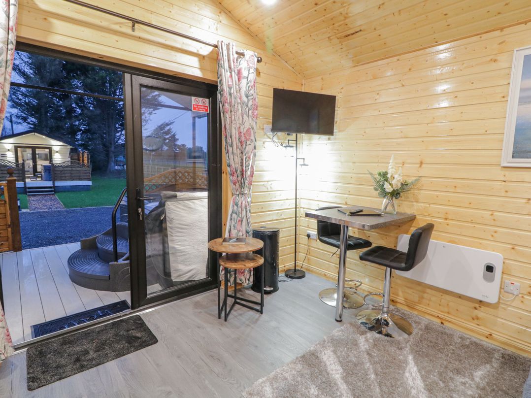 Benone Cabin