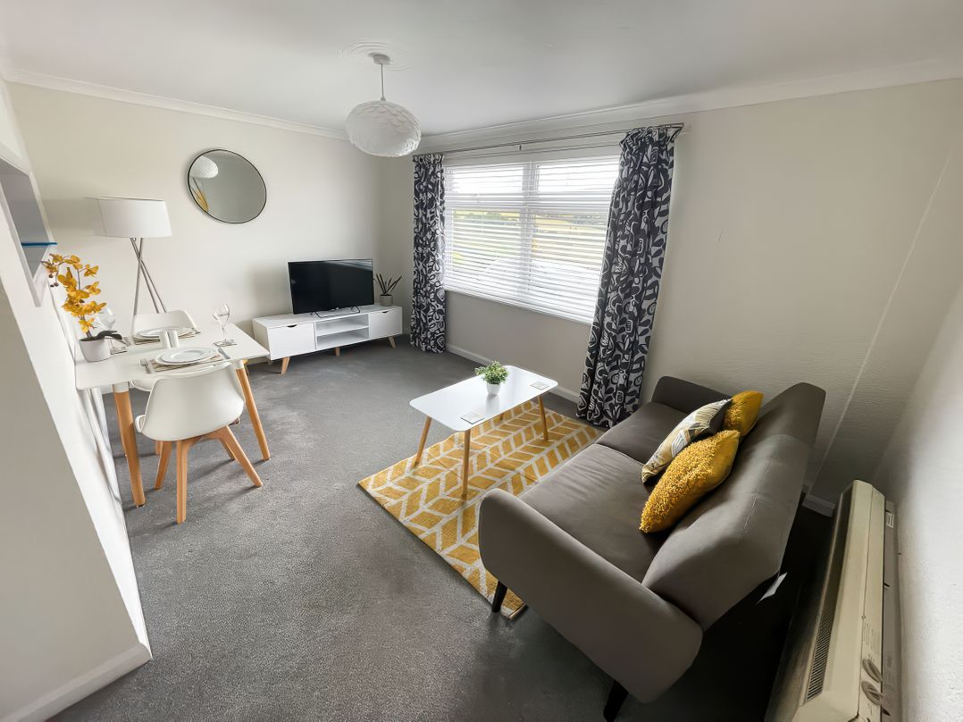 1 Chatsworth Riverscape Apartments