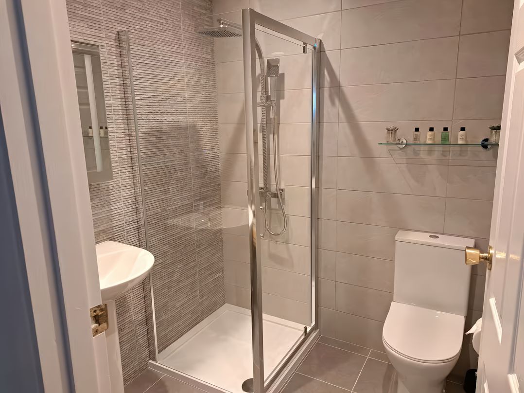 1 Chatsworth Riverscape Apartments