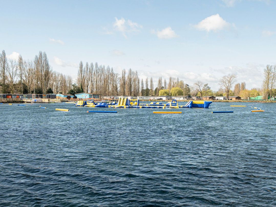 Kingfisher Caravan - Billing Aquadrome