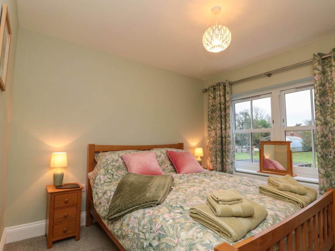Elm Tree Cottage