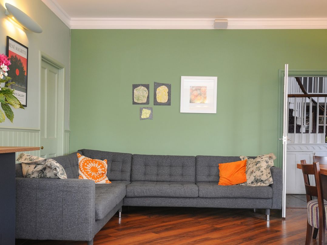 Sycamore Apartment