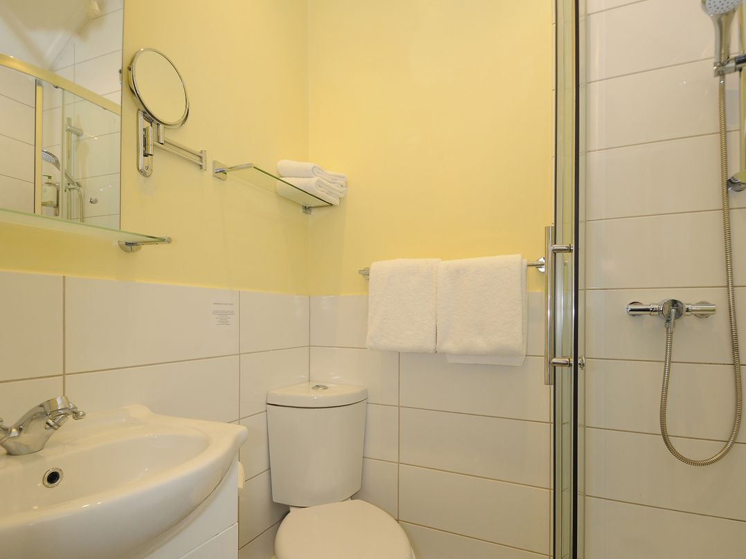 Sycamore Apartment
