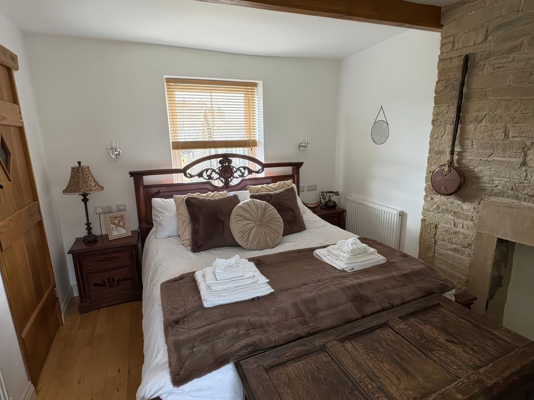 Hivewood Cottage