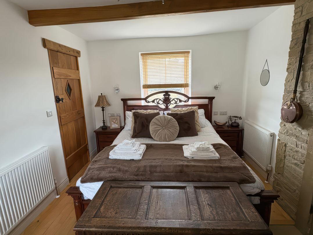 Hivewood Cottage
