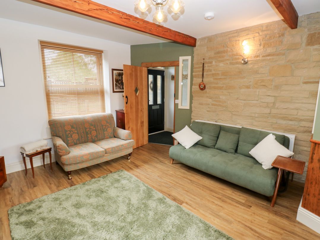 Hivewood Cottage