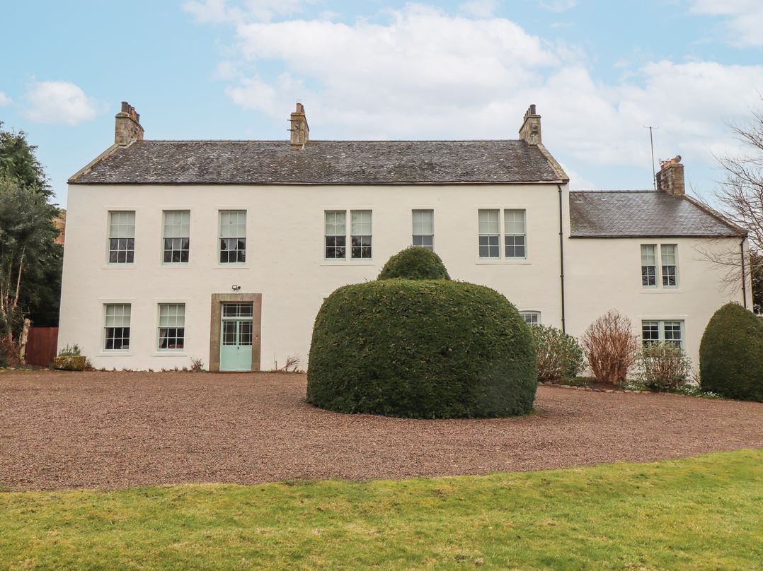 Cheviot Manor