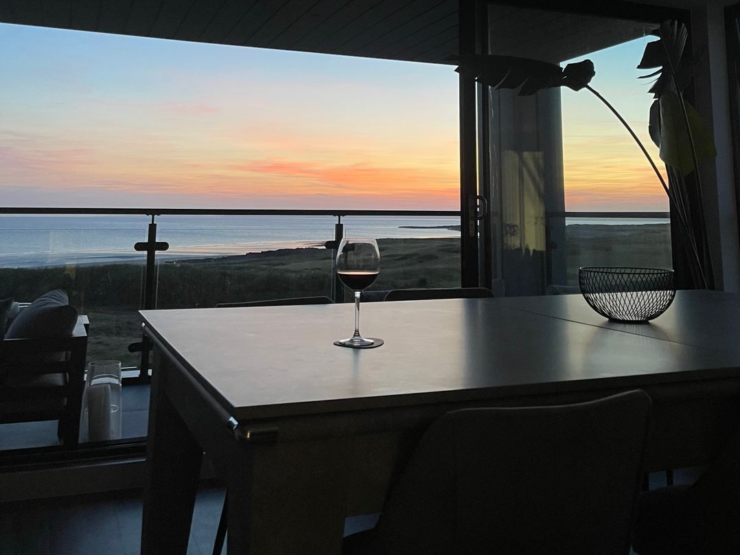 The Links 40. An apartment with spectacular sea views.