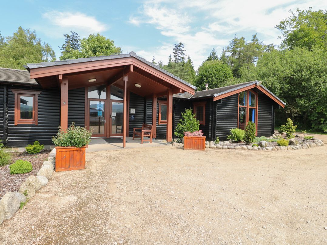 Shore Lodge
