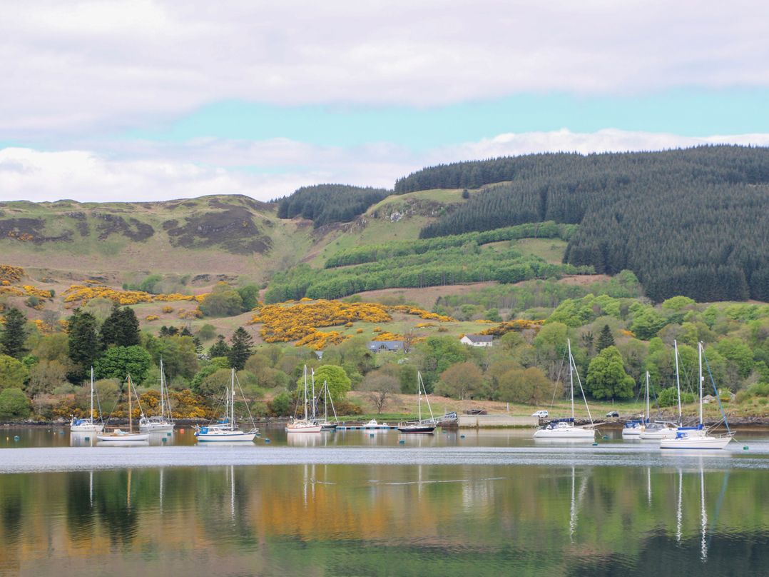 3 Whin Bank