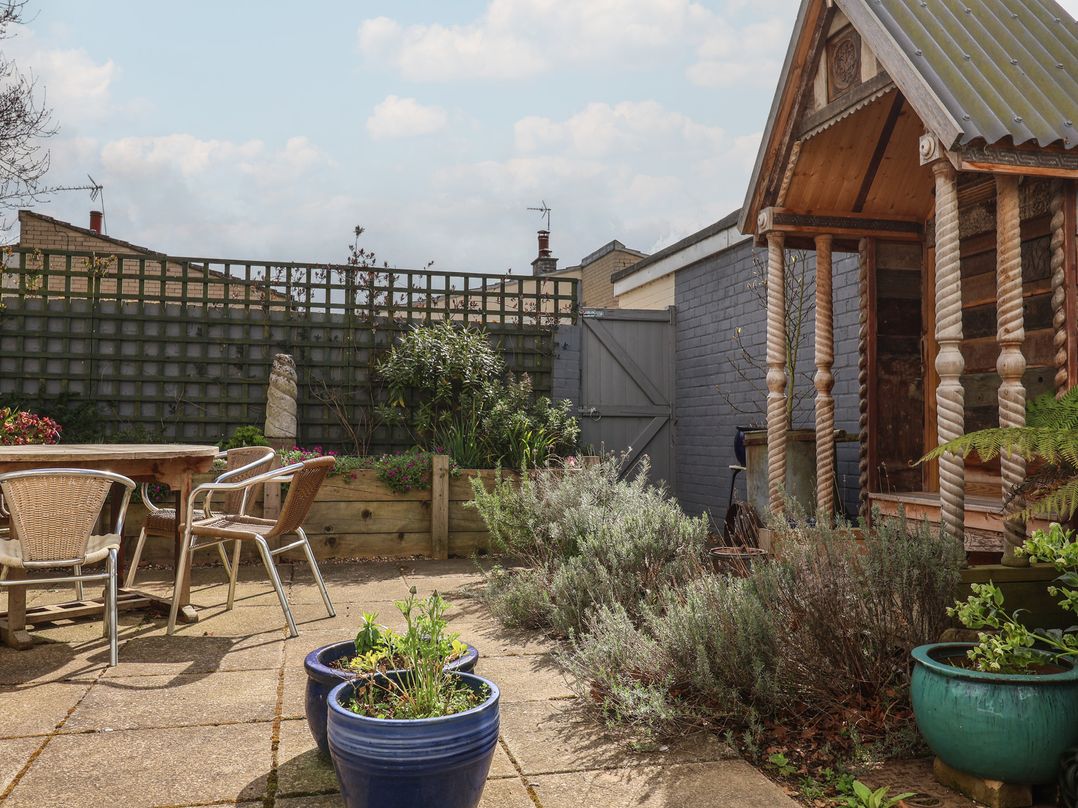 The Orchard Close Art House