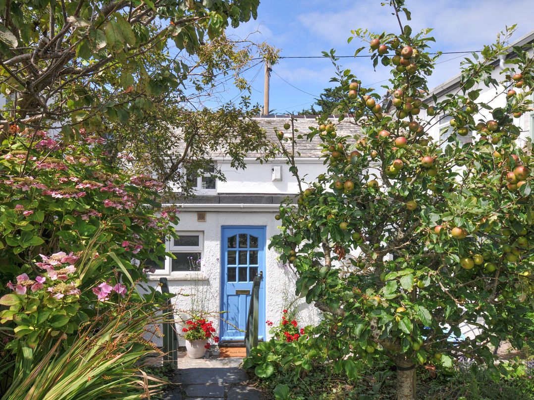 2 Porthilly Cottages
