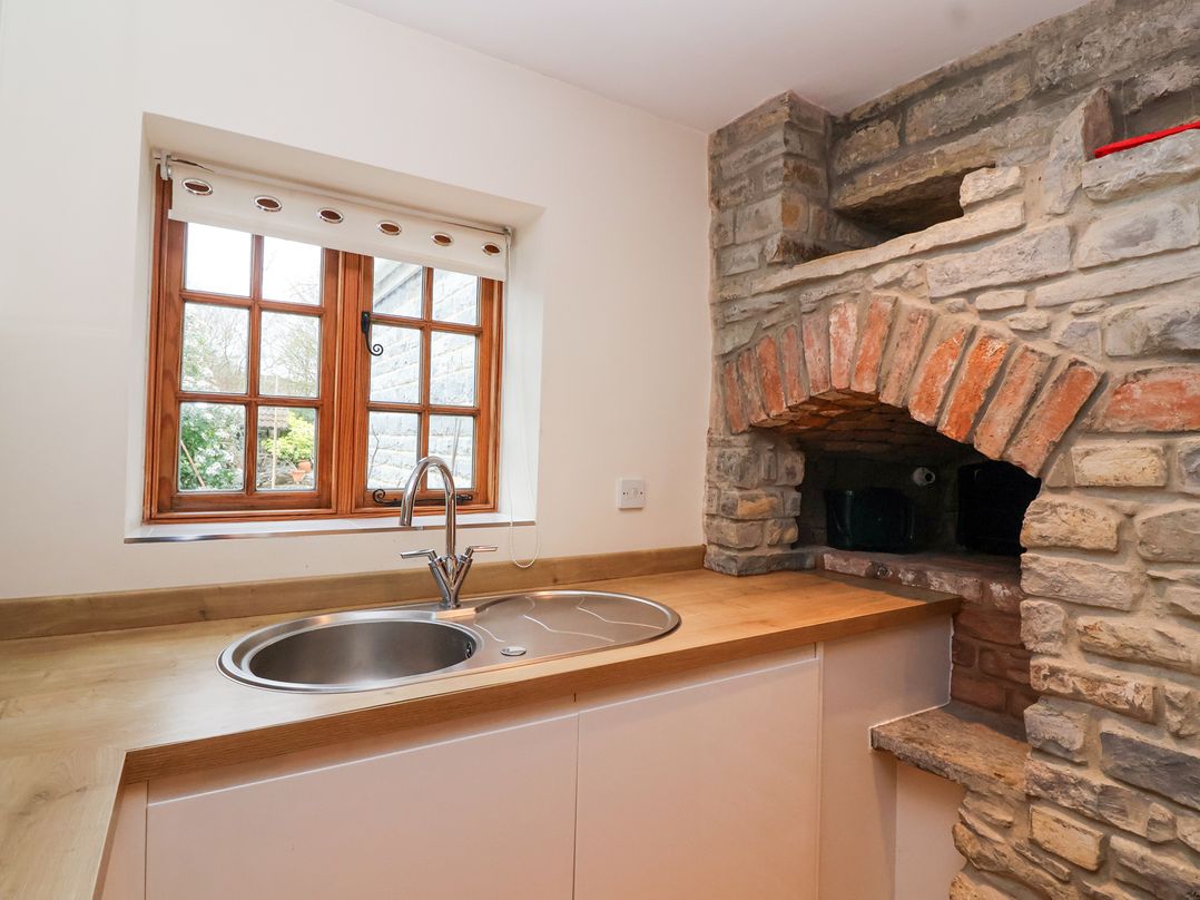 Honeysuckle Cottage
