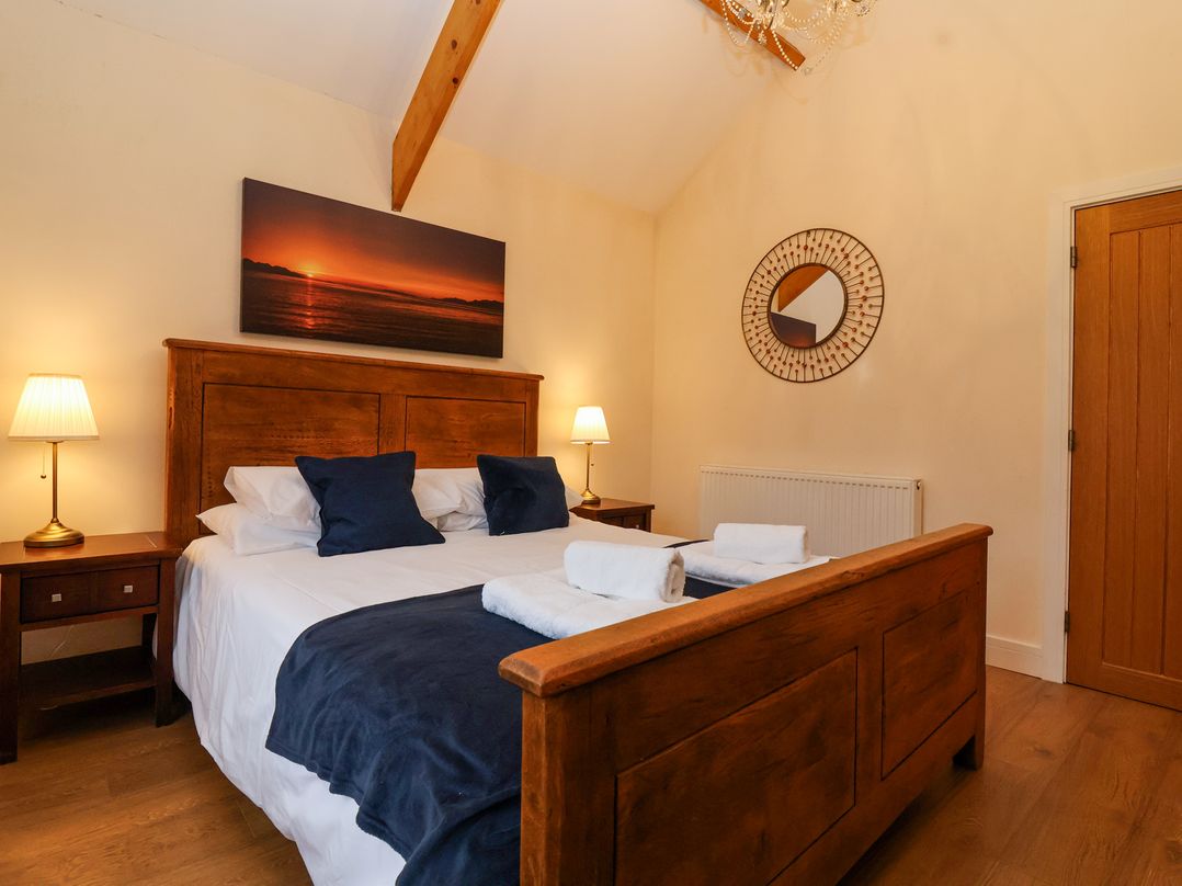 Honeysuckle Cottage