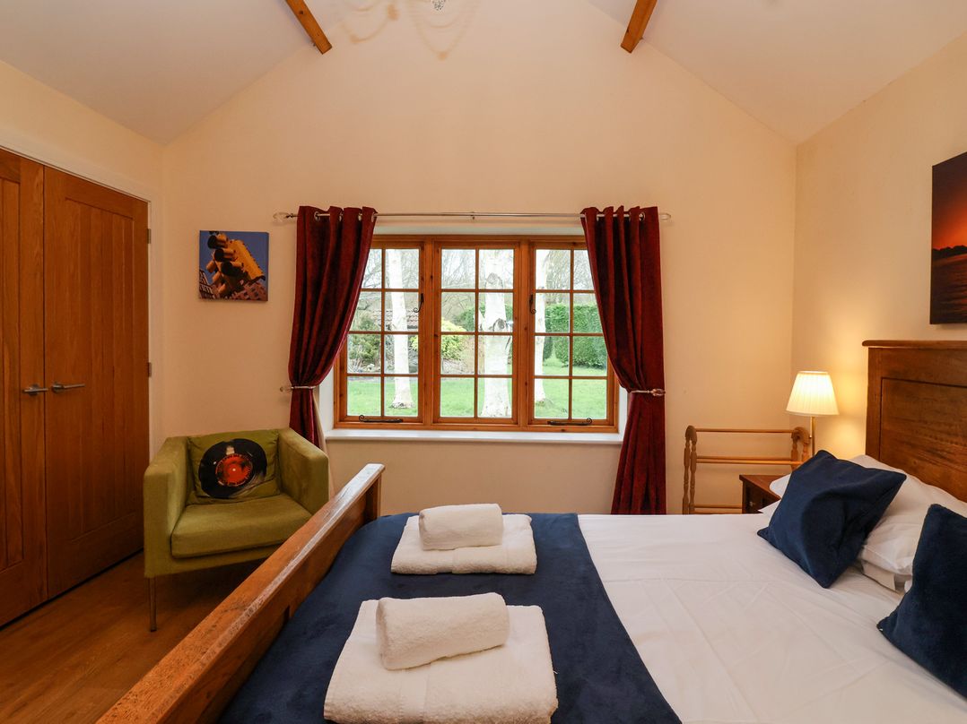 Honeysuckle Cottage