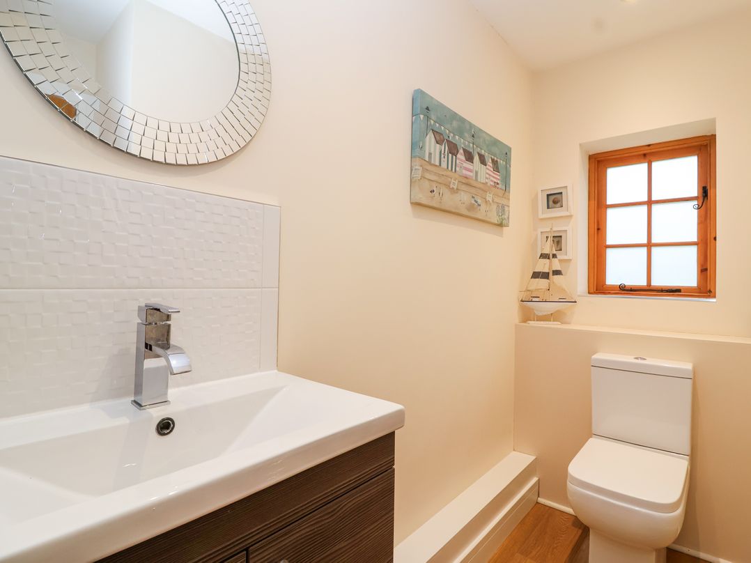 Honeysuckle Cottage