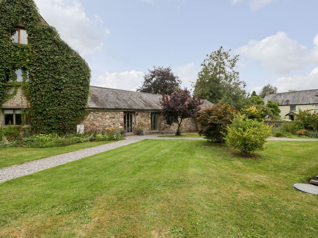 Mistletoe Cottage
