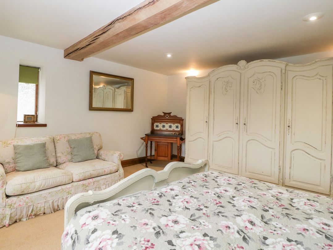 Mistletoe Cottage
