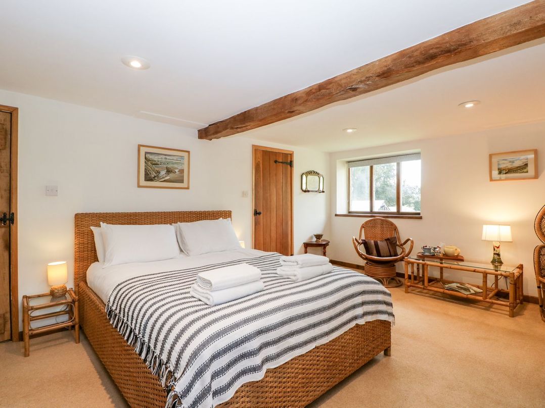 Mistletoe Cottage
