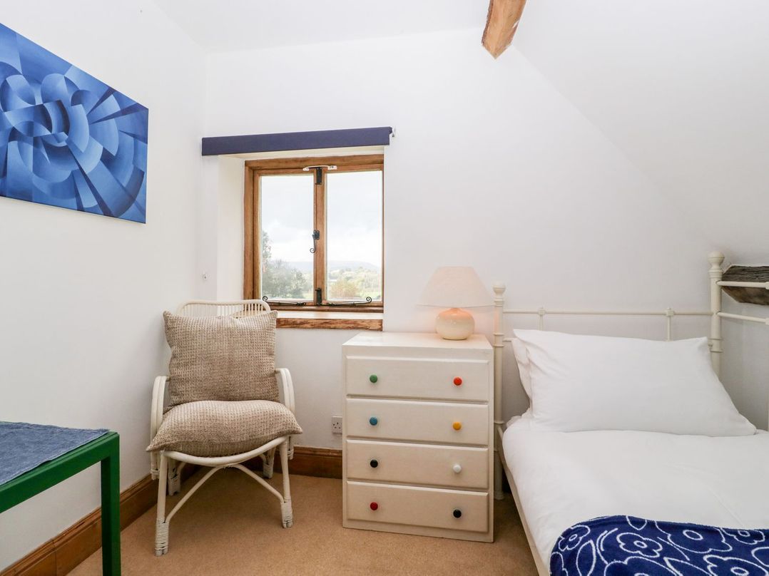 Mistletoe Cottage