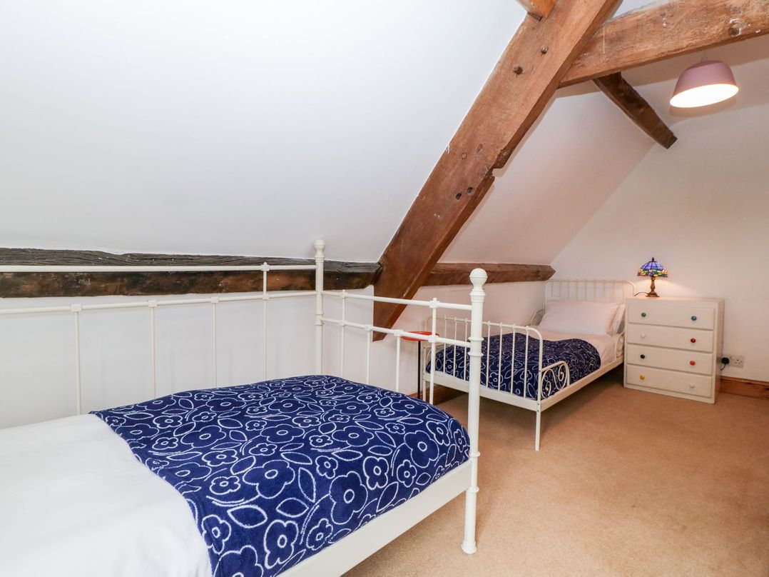 Mistletoe Cottage