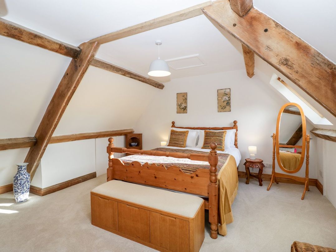 Mistletoe Cottage