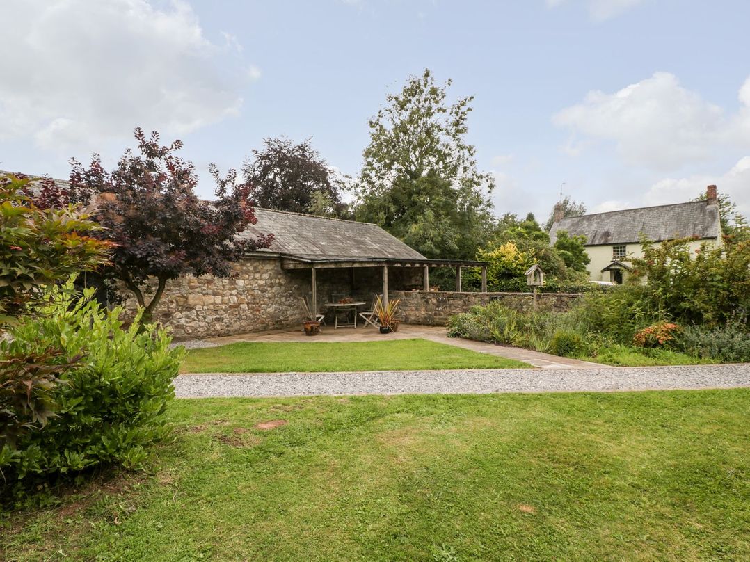 Mistletoe Cottage