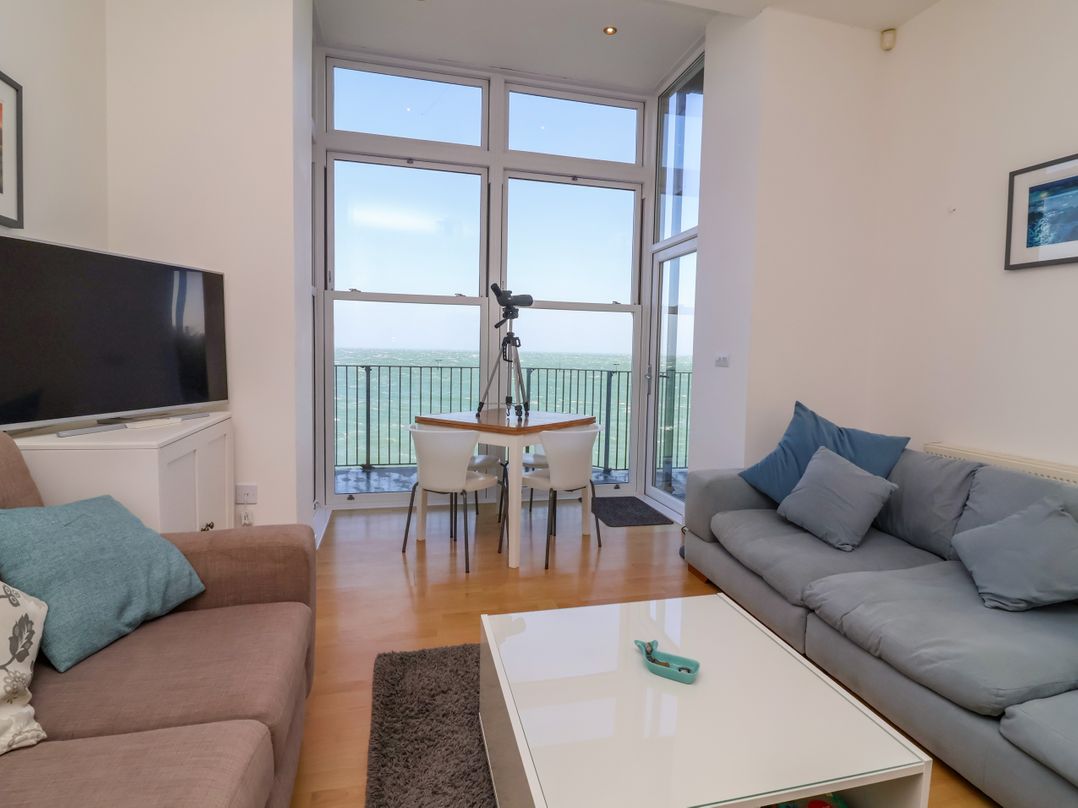 4 Oceanside Apartments