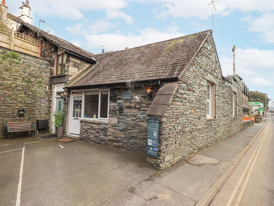 1 The Old Coach House