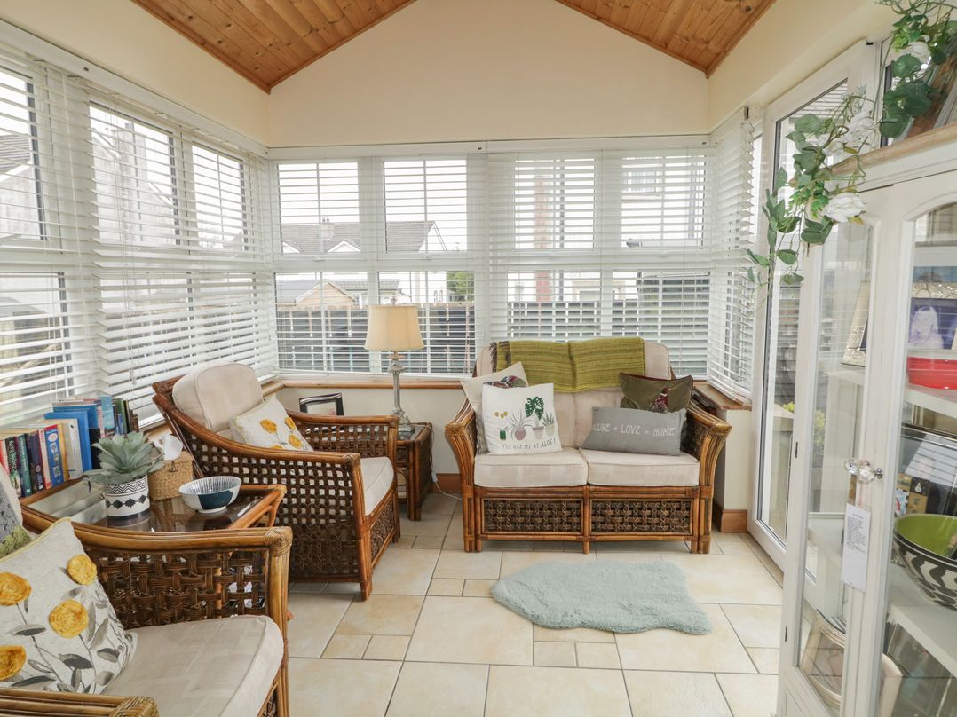 Donagh Cross Town House